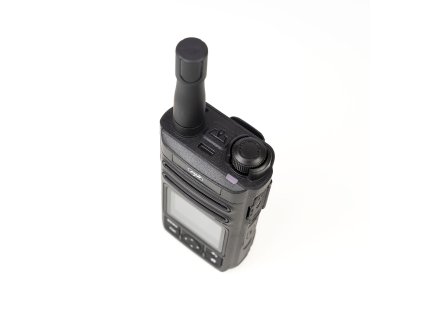 Prenosná rádiostanica PNI PoC 1800, GSM 4G LTE, Wi-Fi 2,4 GHz, OS Android, 1,77 palcový farebný displej, batéria Li-Ion 4400 mAh, IP54